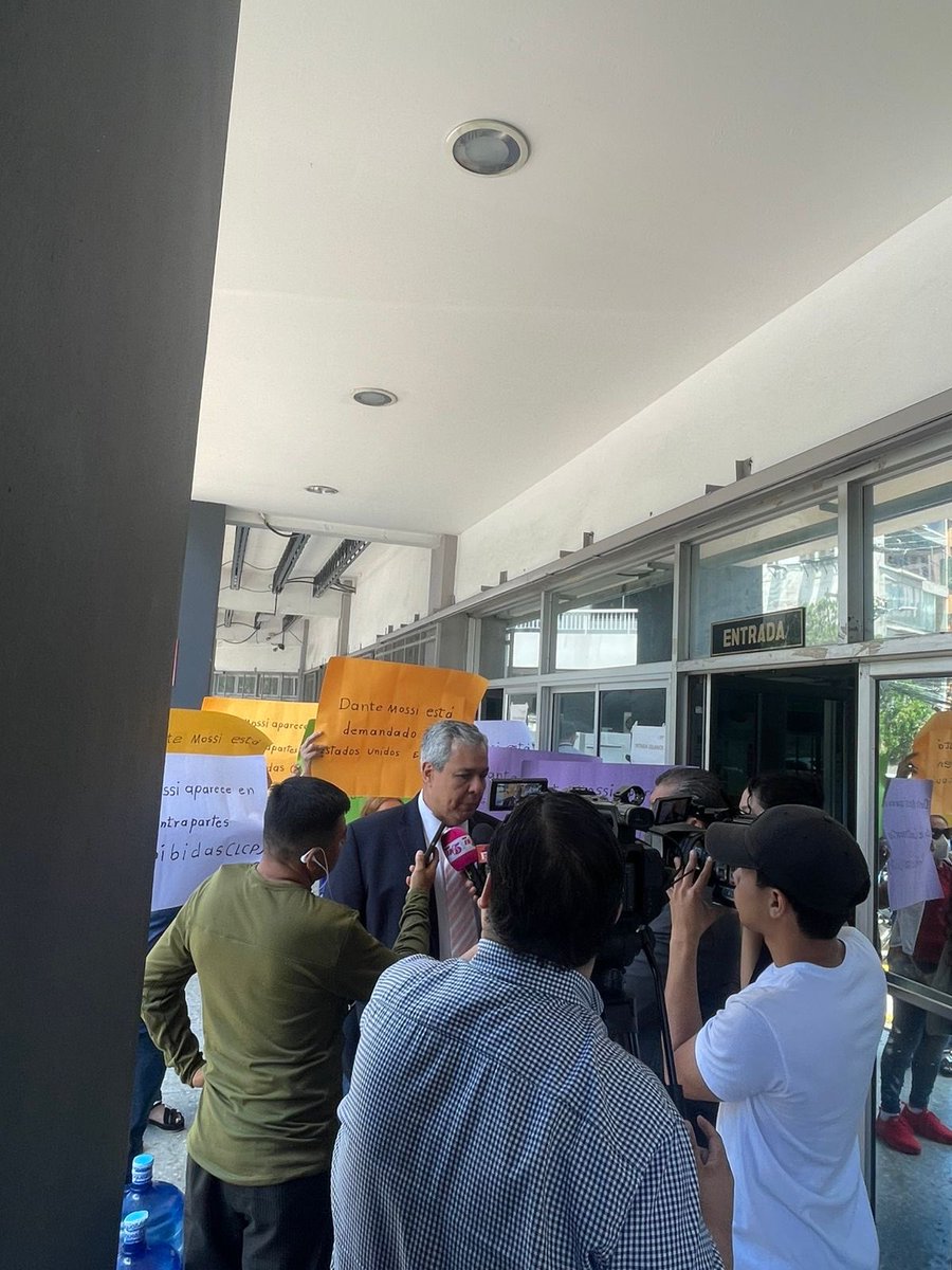 humanos49069's tweet image. Cómo está su credibilidad como testigo? #demandado #ListadeContrapartesProhibidas #persecusión