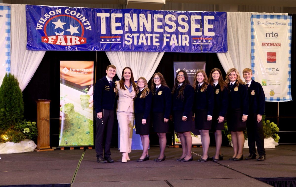 SecRollins's tweet image. I LOVE YOU, TENNESSEE! What an amazing start to the week as we launched the next step of our protecting family farms plan by rescinding all programs building solar panels on our farmland.

Special thanks for having me at the FFA Ham Breakfast and addressing my 1200 new friends as…