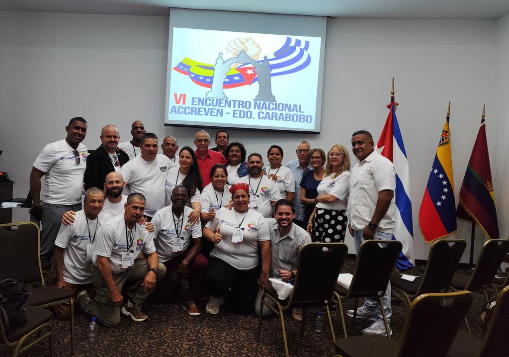 irelis77919830's tweet photo. Concluyó el IV Encuentro Nacional con el compromiso de "ACCREVEN por 100 y más", fieles a #Fidel y a nuestro pueblo.
#Cuba
#Venezuela
@CDIUBV https://t.co/MGsUzopgcq