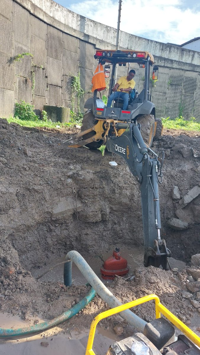 🚱Se afectarán: Monte Oscuro, Villa Lorena, Villa Lucre, Villa Guadalupe, Santa Clara, Cerro Viento,   San Antonio, Brisas del Golf (Calle 1 hasta calle 15) y El Crisol. 👷‍♀️

¡Lo estamos resolviendo!