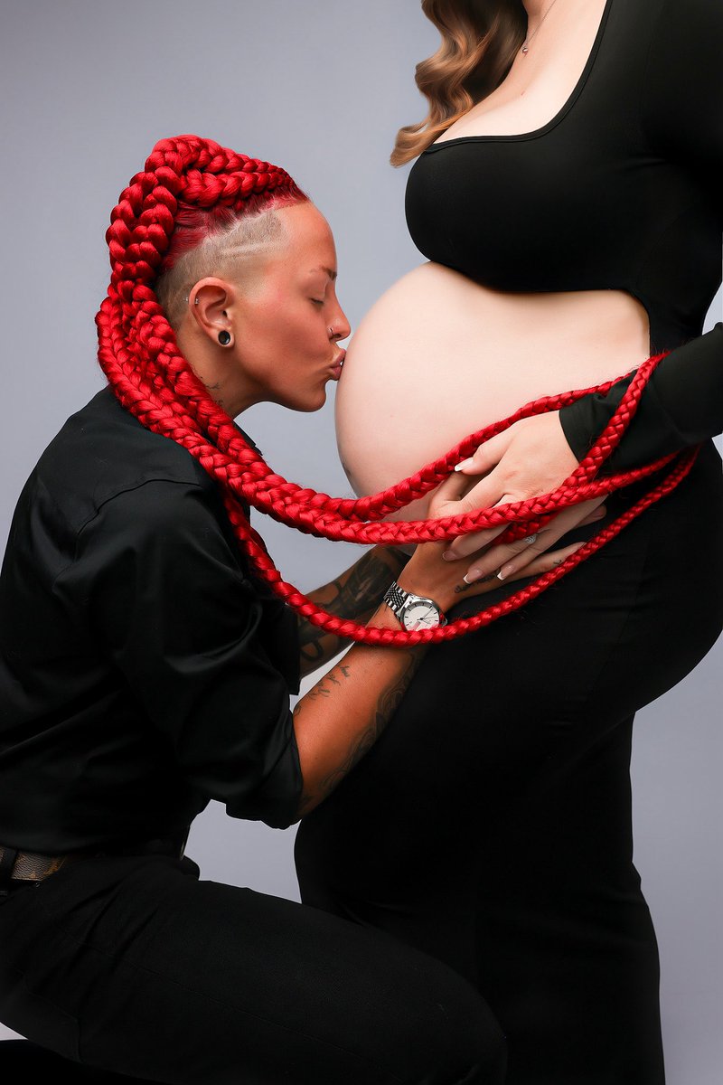 Can't wait to meet you Riot Rose 🌹 
#ivf #ivfsuccess #pregnant #maternityshoot #lesbians #pride