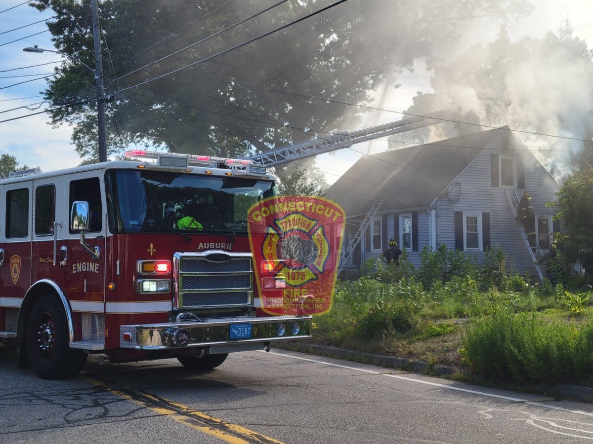 CFPA Massachusetts member Adam MacMillan (<a href="/AGMFirePhotog/">Car-401</a>) was on the scene of this two alarm, private dwelling fire in Auburn, MA this afternoon.
