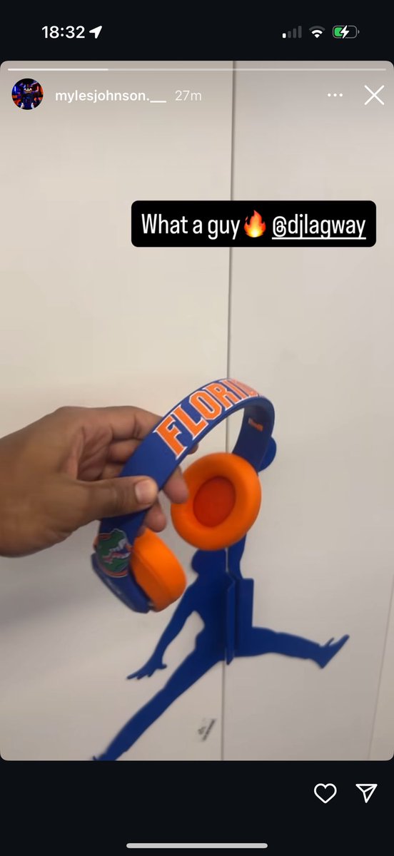 TRENDING: Florida QB DJ Lagway hooked his teammates up with “Beats” headphones, according to the Instagram stories of several players 👀 

Lagway is doing GOAT things, per usual 🐐