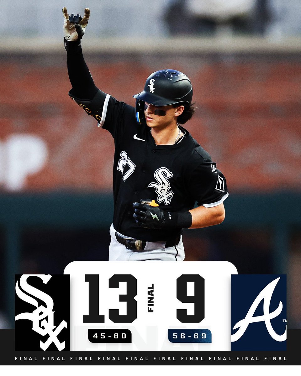 jpbwilmnc's tweet image. #ProHawk Brooks Baldwin strikes the pose after rounding the bases in a nice win for the @ChiSox over the Braves. It was his 8th round tripper of the season. @UNCWBaseball