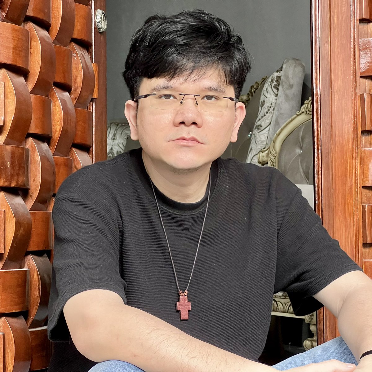 MAtkesar's tweet photo. —지난 2025년 3월에 그리스도 예수님을 직접 뵙게 되었습니다.
그는 그 전에 나를 도와주었다. 그는 그때 나를 포옹주러 돌아왔다.
그 후 그의 다음 도움 중 하나는 그의 동방 정교회 신비주의를 통해서였다.—

 —서매튜

#그리스도 #예수님 #낭매튜 #작업실 #집 #동방정교회 #재인 #교포 #가족 https://t.co/8OHKFoUSCo