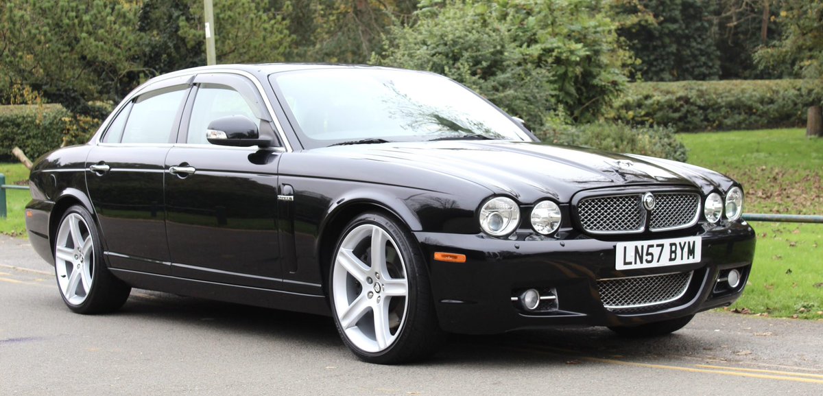 ThjHanlon's tweet photo. Having this on record that this will be a future classic…

4.2L Supercharged V8 — Jaguar XJ8 (X350) 2003-09 https://t.co/a9oei0IWup