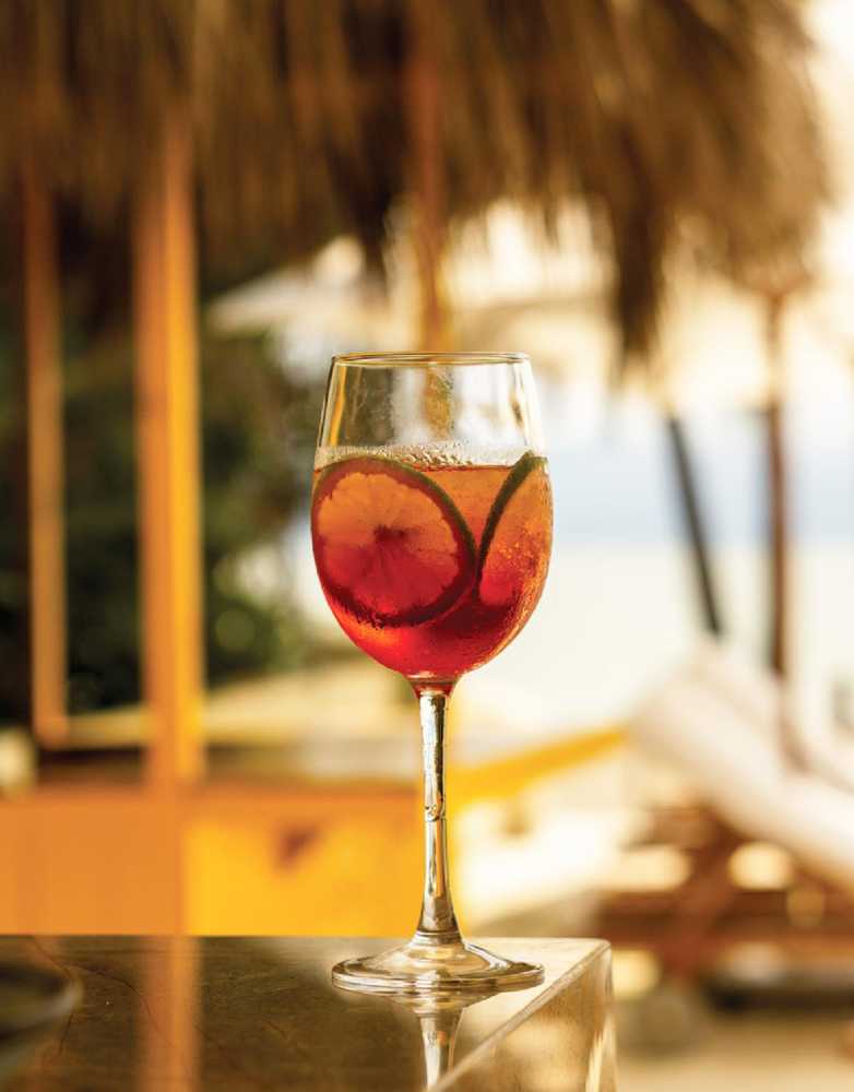 Taú Beach Club y Casa Velas lanzan su nueva experiencia Heritage Cocktails

copasycorchos.com/2025/08/tau-be…