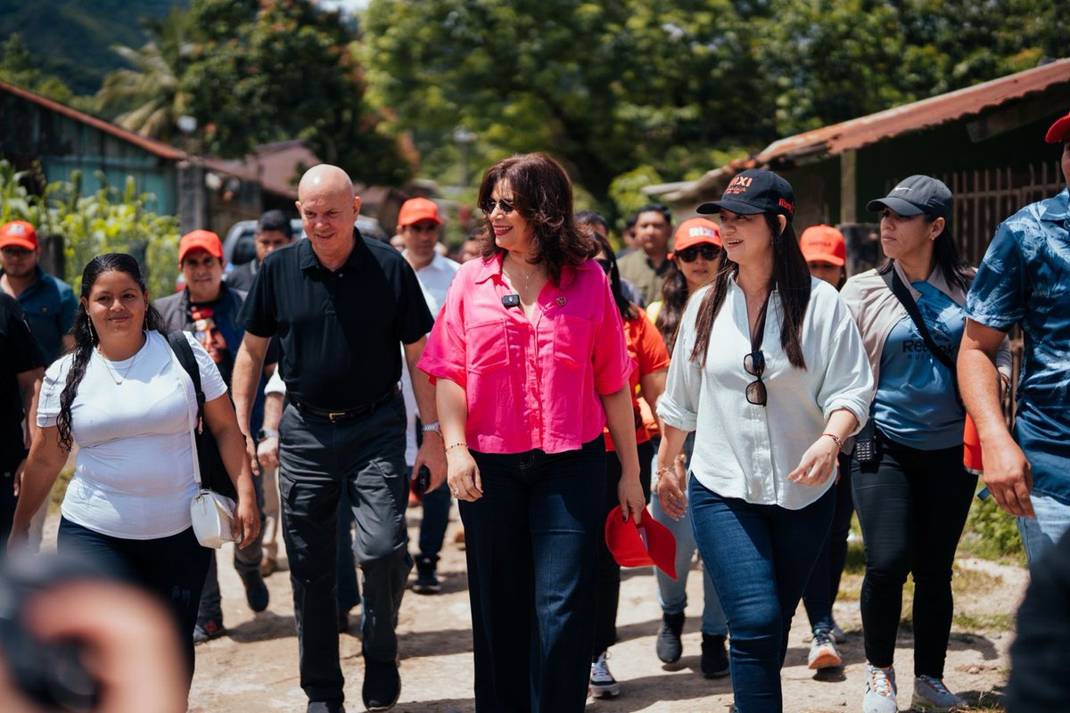 Rixi Moncada (@riximga) on Twitter photo Informo a nuestra militancia a nivel nacional, que junto a la Coordinación General <a href="/manuelzr/">Manuel Zelaya R.</a> hemos decidido que la movilización programada para el sábado 30 de agosto, se realizará en la gran ciudad industrial de San Pedro Sula. Nuestras juventudes, líderes, dirigentes y Informo a nuestra militancia a nivel nacional, que junto a la Coordinación General <a href="/manuelzr/">Manuel Zelaya R.</a> hemos decidido que la movilización programada para el sábado 30 de agosto, se realizará en la gran ciudad industrial de San Pedro Sula. Nuestras juventudes, líderes, dirigentes y