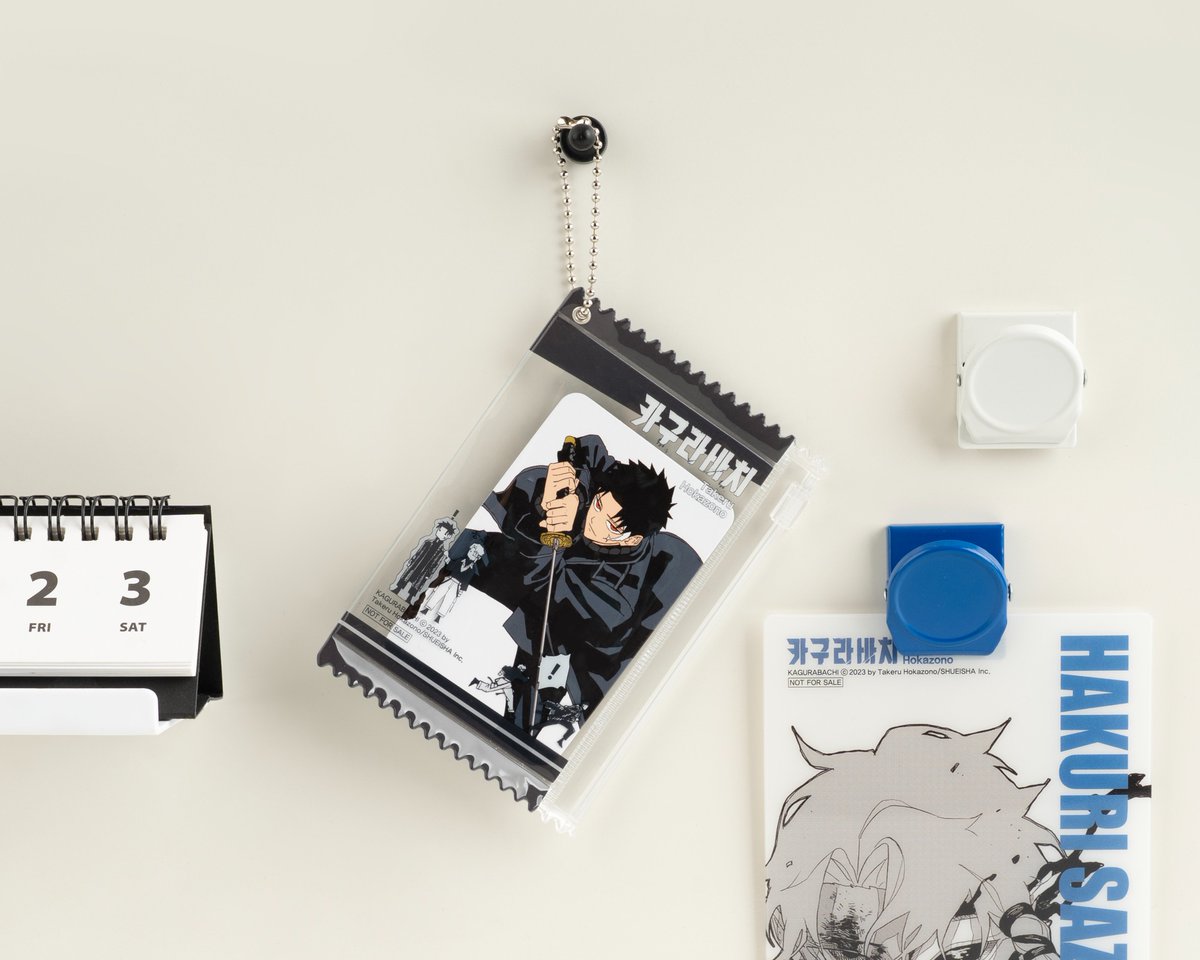 특전 실물 공개🎉🎉
✔️ 알라딘 : PVC 지퍼 파우치 키링(포토카드 1장 포함)

#카구라바치 마음에 드는 굿즈를
취향대로 골라보세요!😎