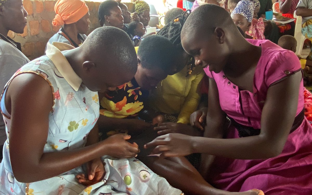 youthchaperonug's tweet photo. In the #HopeAgain Program, we prioritize peer learning as a vital training strategy. This approach fosters collaboration and creates a supportive environment where participants feel at ease hence strengthen connections and making learning more impactful! https://t.co/iw8kBhtEvB