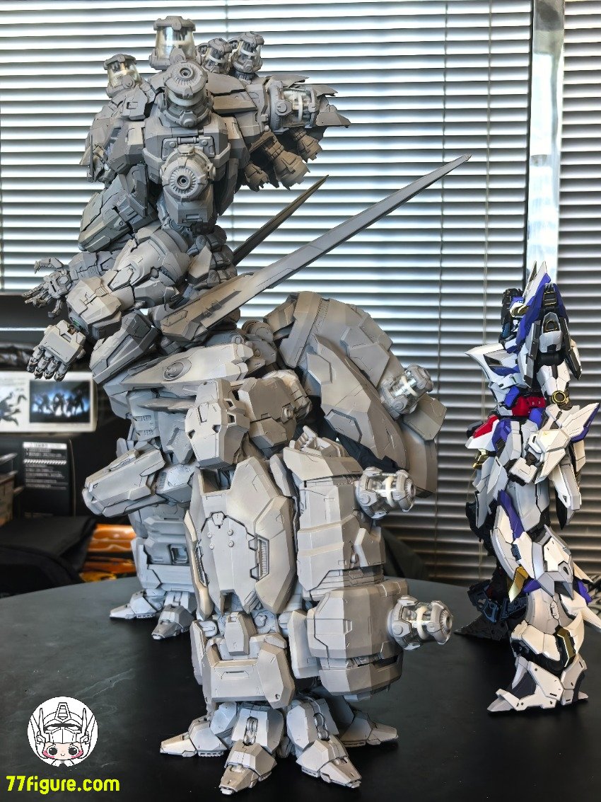 予約商品] 怨念模坊 ナイトメア プラモデル 素材：ABS、PVC 全高：45cm