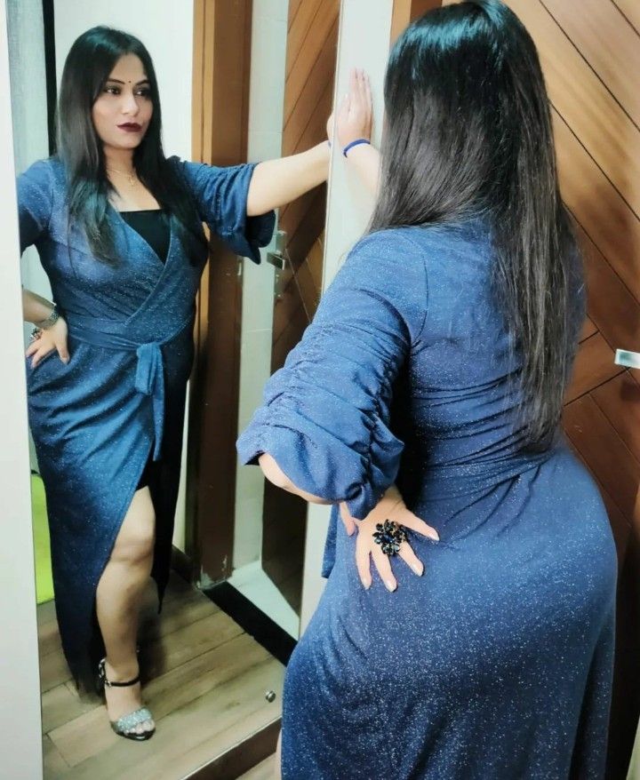 UrbanKingX89's tweet photo. तेरी चाल का नखरा सबसे अलग है,
तेरे हुस्न का जादू सबसे कड़क है,
तू हँसे तो दिल पे बिजली गिर जाए,
तू ही तो हर महफ़िल की सबसे बड़ी धड़क है।
#AttitudeStyle #KillerLook #KhoobsuratLadki #BoldBeauty https://t.co/7eMD248jhG
