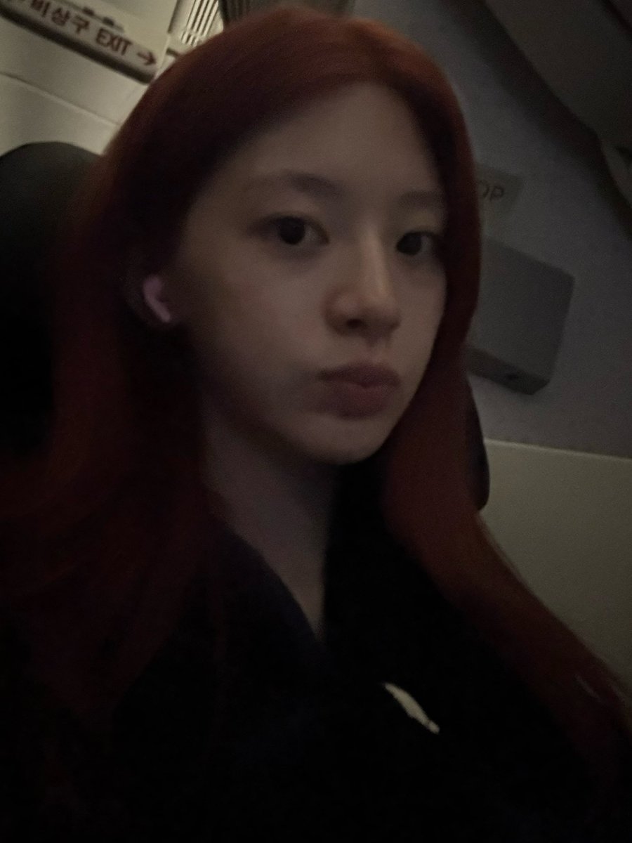 민둥맨둥 상태 비행기 셀카 붐업🫰🫰🫰🫰🫰🫰🫰🫰🫰🫰🫰🫰