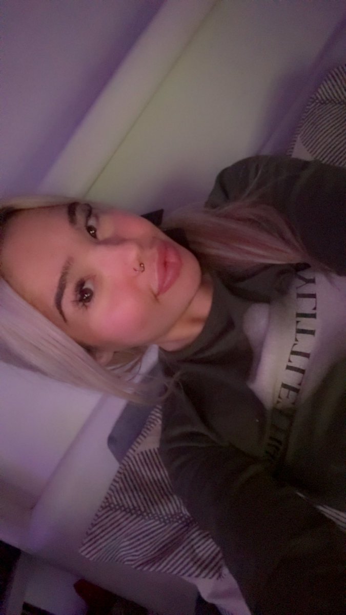 beccaferryx's tweet photo. Retweet for nudes xxx https://t.co/DJyNpsgdTJ
