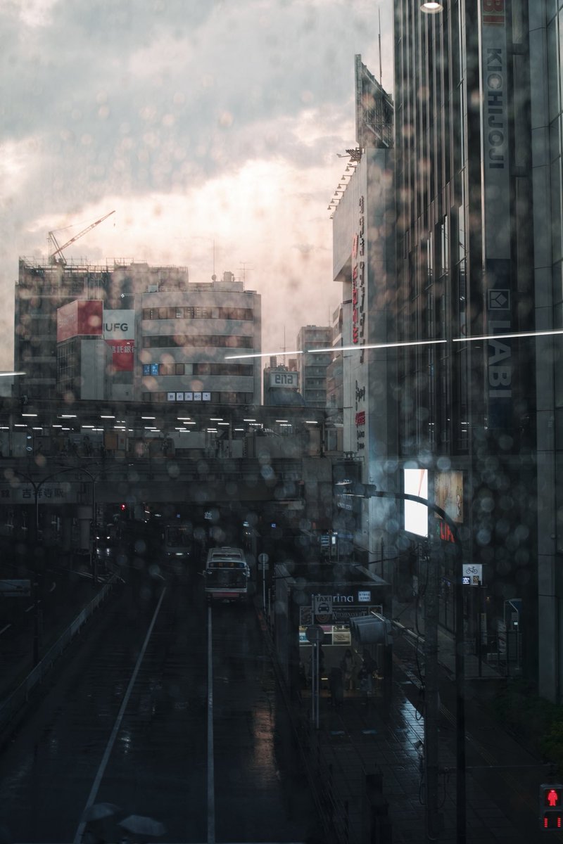 maochi_snap's tweet photo. 下北沢
#DP2M #Foveon #streetphotography https://t.co/ijz5SfOVXf
