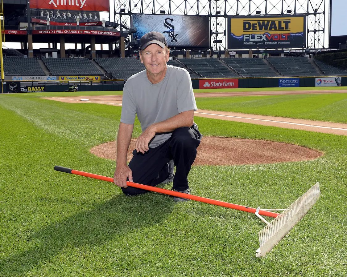 Chuck Garfien tweet media