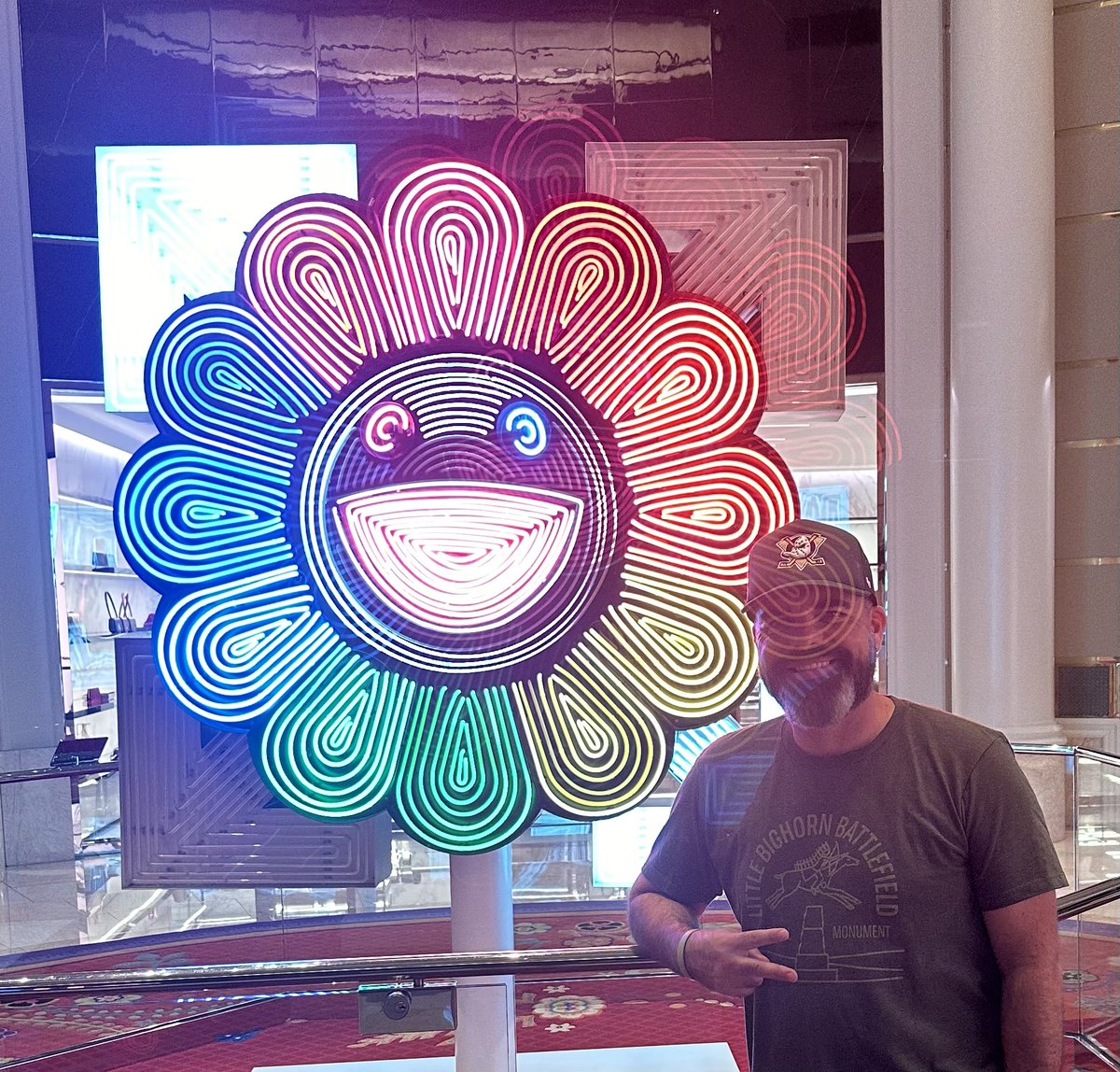 ALEX | beardmagic.eth 🎙 (@beardmagic18) on Twitter photo Feeling the #Web3 luv from <a href="/WynnLasVegas/">Wynn Las Vegas</a> with this Art piece by <a href="/MFTMKKUS/">Murakami.Flowers Official</a> #flowers #vegasbaby Feeling the #Web3 luv from <a href="/WynnLasVegas/">Wynn Las Vegas</a> with this Art piece by <a href="/MFTMKKUS/">Murakami.Flowers Official</a> #flowers #vegasbaby