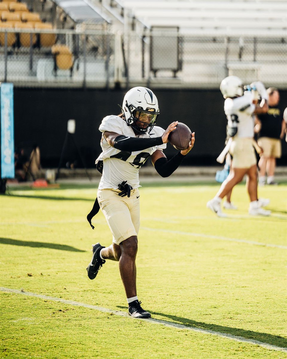 DJ Johnson III tweet media