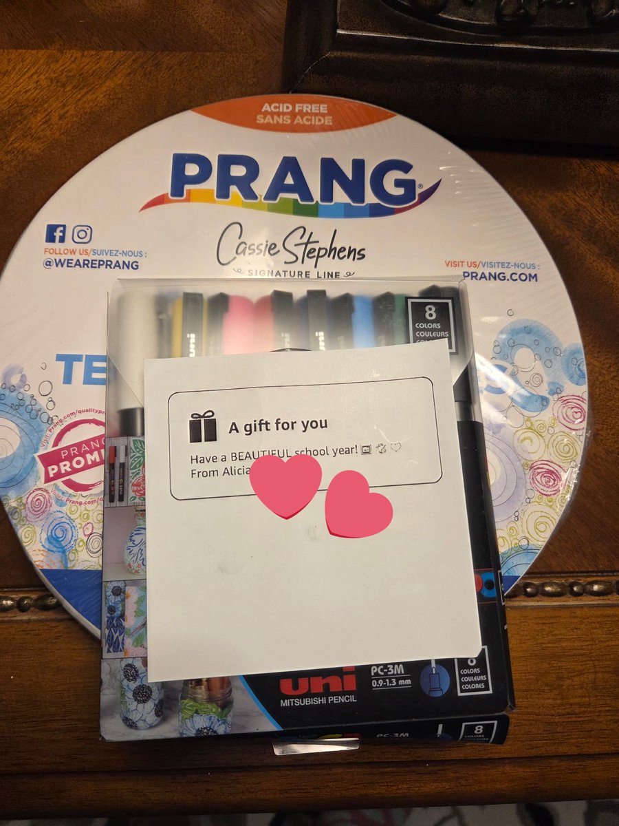 ArtTeacherLife🎨 tweet media