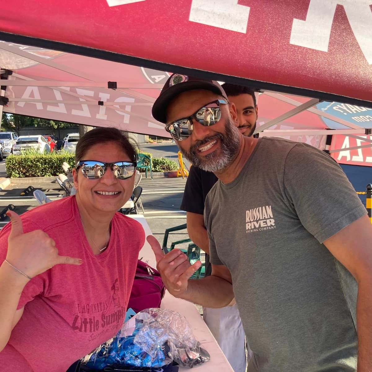 Congratulations to the entire team at Extreme Pizza Brentwood, CA on 15 years serving the community today! Celebrate with this Extreme crew, located at 3120 Balfour Rd Brentwood, CA 94513. #ExtremePizza #pizza #ExtremePizzaBrentwood #thirstythursday #pov #tbt #pizzadelivery #beer