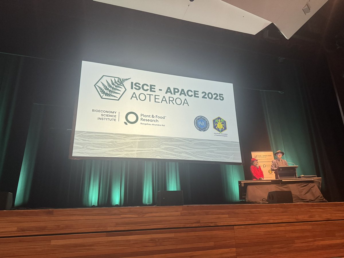 The 4th ISCE-APACE in New Zealand meeting has started with the opening ceremony, celebrating our beloved colleagues &amp; award winning plenary lectures! #chemecol2025 #christchurch <a href="/ChemEcol_org/">International Society of Chemical Ecology</a> <a href="/wsleal2014/">Walter Leal</a> Thanks Walter for the warm tributes to our deeply missed colleagues! 🧵