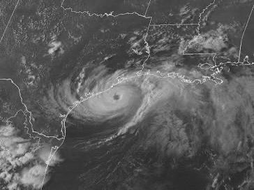 OTD 42 years ago, Hurricane Alicia became Texas’ first billion dollar disaster and is the last major hurricane to directly impact Houston/Galveston. It will be remembered for the tremendous mount of windows blown out of downtown Houston skyscrapers and pebbles became dislodged