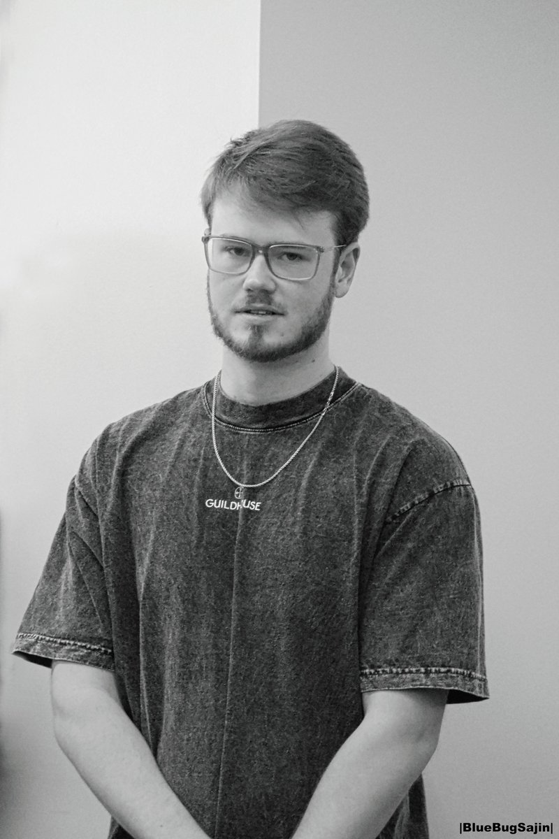 Going to start of by posing one of my favourite pictures from the Siege Showdown Lan! It was put on by <a href="/localhostgg/">Localhost</a> and <a href="/nerdstreet/">Nerd Street</a>.

This first picture is of <a href="/Gooseyaps/">Goose 🪿</a>