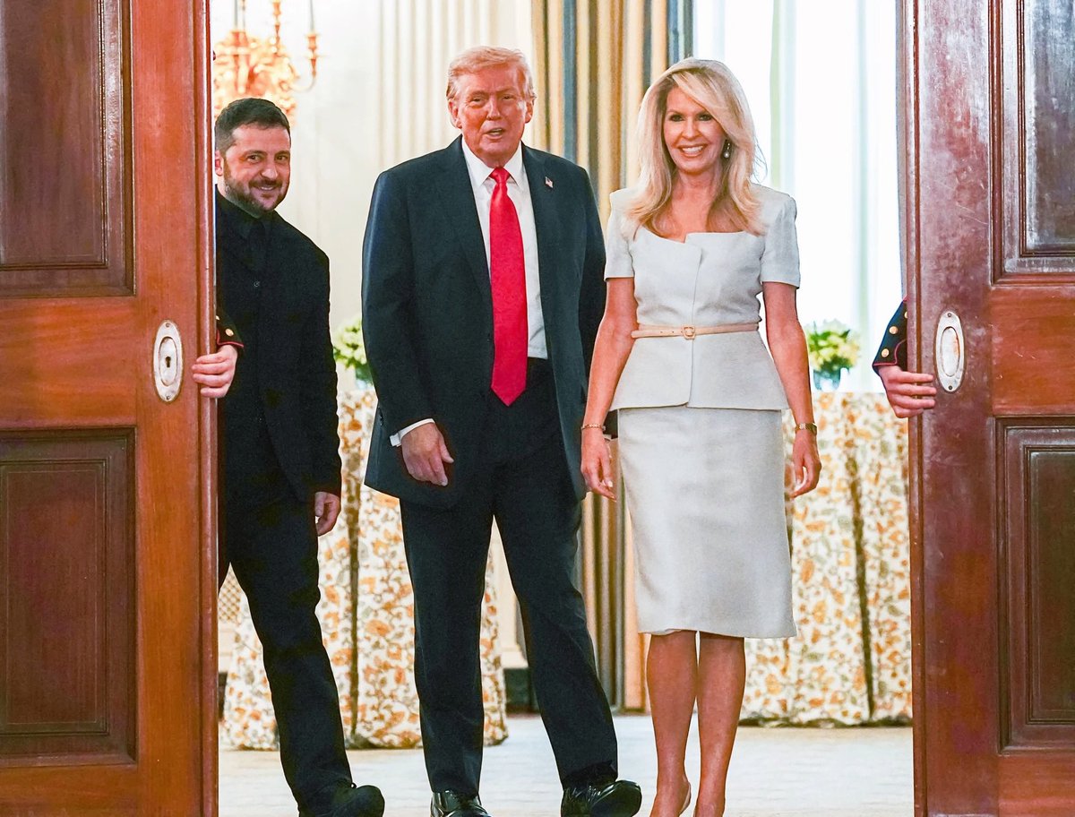 Monica Crowley (@monicacrowley) on Twitter photo Only President Trump could get the world on a path to peace.
A true honor to be part of this historic day 🇺🇸🇺🇦
📸: <a href="/Shutterstock/">Shutterstock</a> Only President Trump could get the world on a path to peace.
A true honor to be part of this historic day 🇺🇸🇺🇦
📸: <a href="/Shutterstock/">Shutterstock</a>