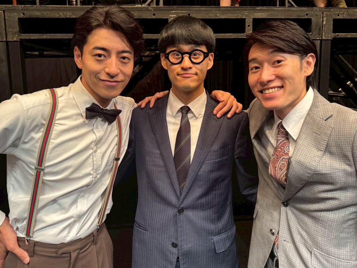 kobata0107's tweet photo. 遅くなりましたが...
#grouptheatre
「THE LAST SONG2025 遺魂」
終演しました!!
本当にいい出会いと経験をさせていただきました。
今までの人生の中で今年の躍進度すごい。
キャスト、スタッフの皆様、ご来場いただいたお客様。本当にありがとうございました!
ゲネ写真撮影:武田葵さん https://t.co/Yi0ymBqo8C