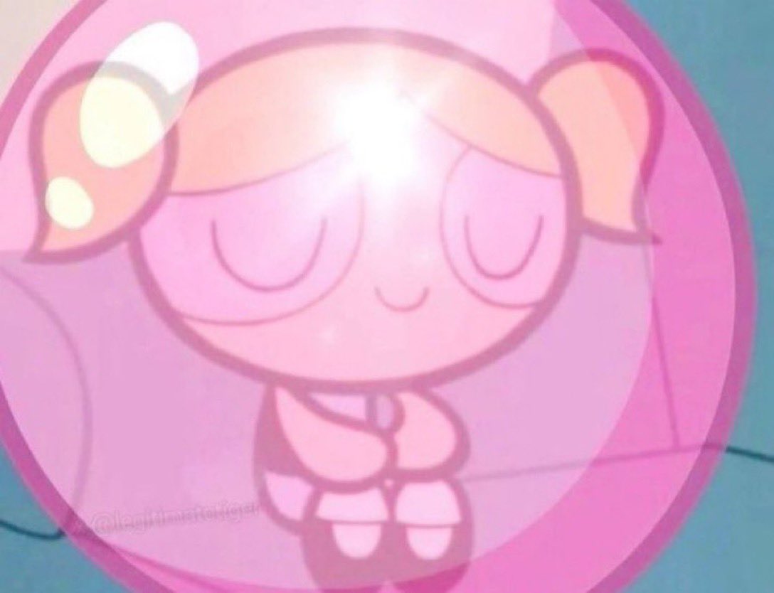 themiagolds's tweet photo. how it feels when you do what you want, regardless of opinions and don’t let strangers on the internet run yo life. https://t.co/Bhyxq7R4wj