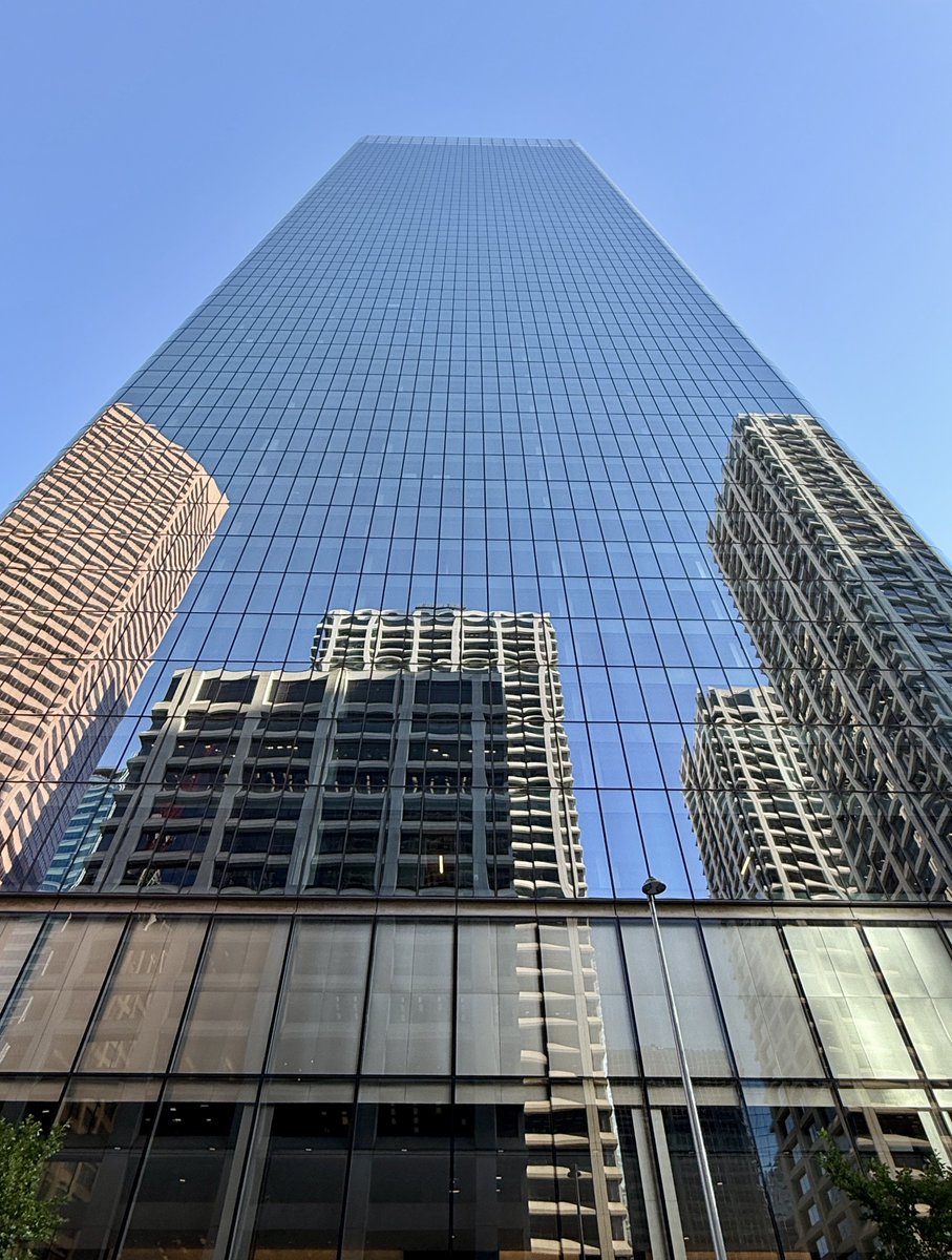 Skyscraper reflections 🏙️
en.wikipedia.org/wiki/Brookfiel…