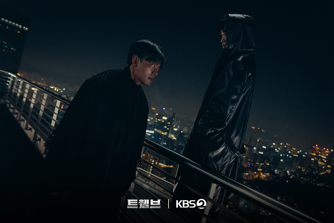 [#트웰브] 📸

세상의 평화를 걸고 맞서는 지상 최대 전투 𝐜𝐨𝐦𝐢𝐧𝐠 𝐬𝐨𝐨𝐧...

KBS 2TV 새 토일 미니시리즈 [트웰브]💥
8월 23일 (토) 밤 9시 20분 첫 방송

#KBS #KBS2 #KBSDRAMA #KDRAMA #트웰브 #twelve #마동석 #박형식 #서인국 #성동일 #이주빈 #고규필 #강미나