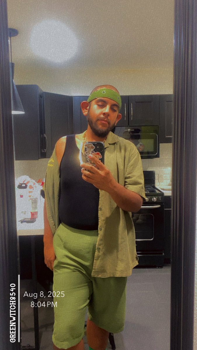 Queercholo tweet media