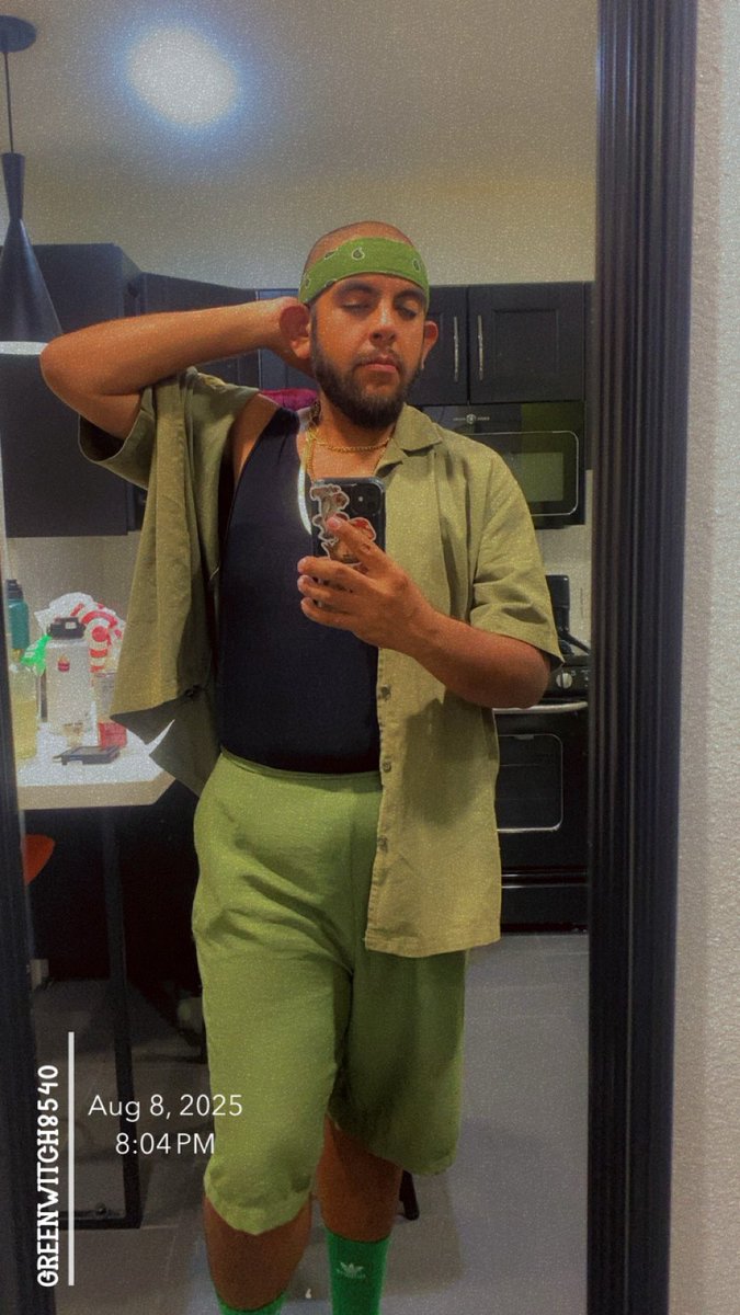 Queercholo tweet media