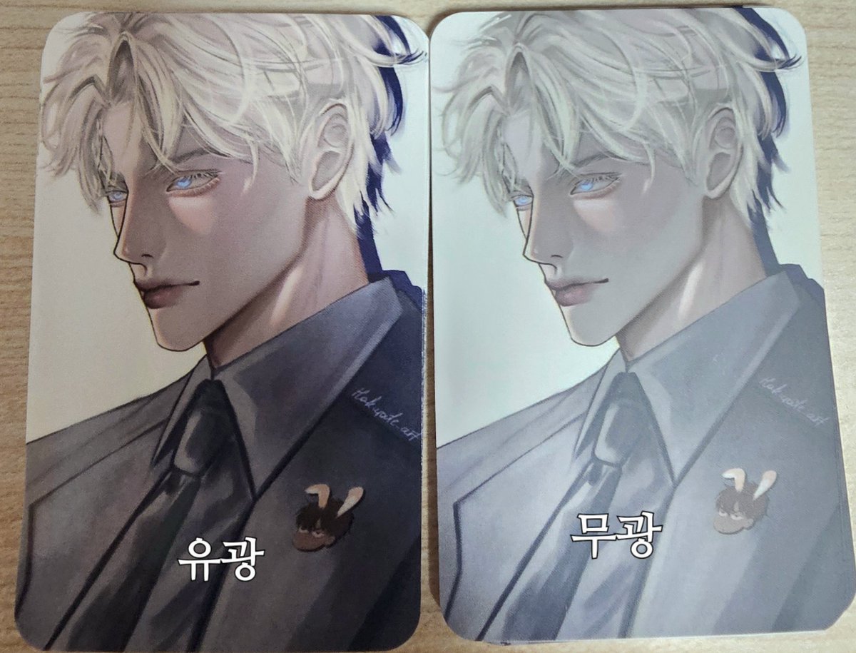 TeakHanLove's tweet photo. 이번 코드아나 카페때 @ hakurate_art 님의 허락하에 나눔 드릴 포카입니다.
나눔존에 양일로 놓을 예정이고,
무광, 유광 실물로는 색감 차이 거의 없어요! https://t.co/EdUuXloedk