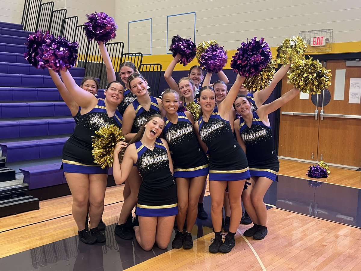 Some of our athletes got to welcome in the new freshman class for Jumpstart Day. Hope everyone has a great first day tomorrow! 💜💛 ￼