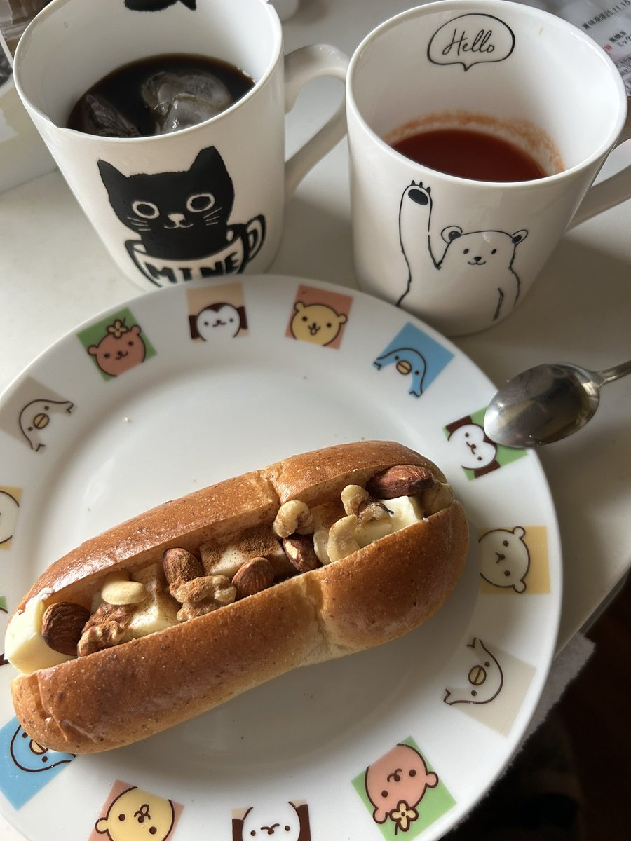 suika_2022's tweet photo. おはようございます。今朝の食前血糖値は112。
暑くなってから明け方の低血糖がほぼ毎日続いたのでトレシーバを1単位減らしてみたところ、3日目にしていい感じの数値になりました。

そしてまだ10日ほど残ってたリブレ、またしてもドアに激突して剥がれてしまいました…😢予備があって良かった…。 https://t.co/6us9A3aqnU