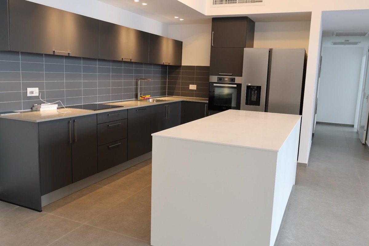 aaron_bara56704's tweet image. 🏙️ Brand New, Luxurious Apartment – Opportunity in Tel Aviv! 🏡
No Brokerage Fees
📏 Total Area: 132 sqm
 109 sqm built 
🛏 Spacious 3 rooms
📞  Meir – 052-659-0088
#TelAvivRealEstate
 #TelAvivApartment
 #MovingToIsrael
 #OlimLife
 #AliyahToIsrael
 #InvestInTelAviv