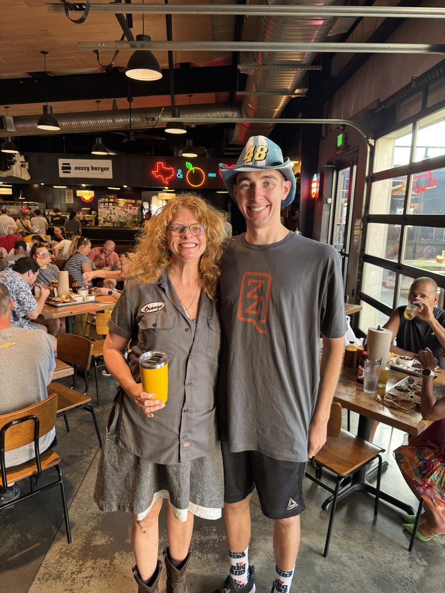 spartyryanh's tweet image. Vacation well spent in Virginia🤘🏻🍖🏁🤠@zzqrva @FoodNetwork @GuyFieri @RichmondRaceway @NASCAR