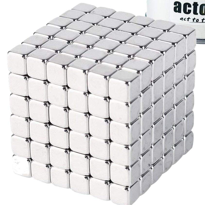 UnicunShop's tweet photo. Need to relieve stress? This Magnetic Cube will have you building awesome things (and forgetting about your friends!). 😅🧠 https://t.co/HBVVnwZFiE #MagneticCube #StressRelief #GeekGifts https://t.co/3E2nL12FgZ