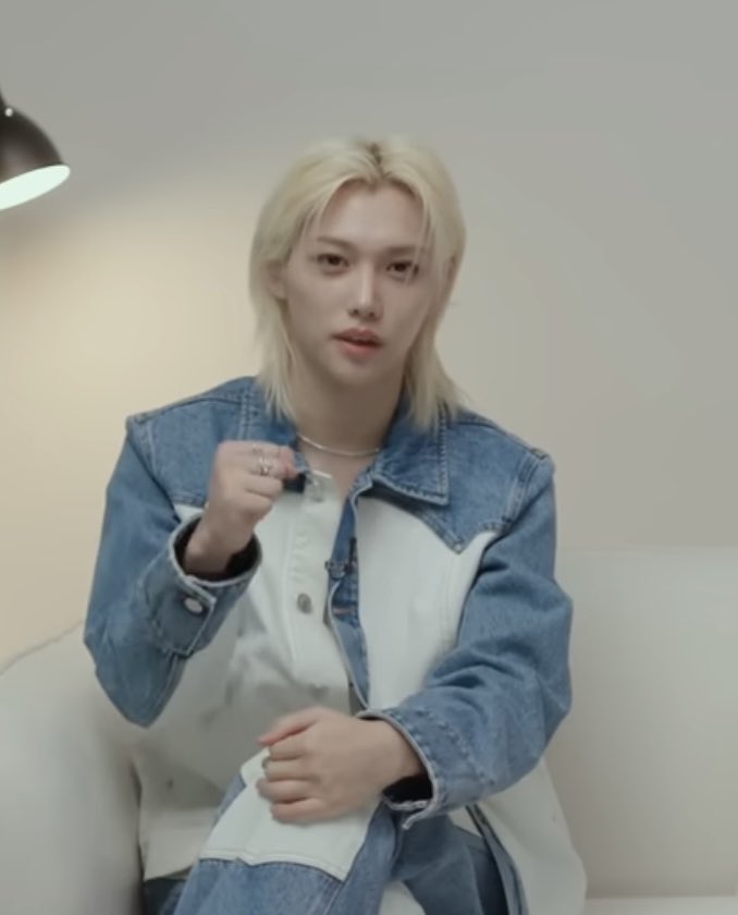 용복이 얼굴 보면 그냥 기분이 좋음~~~ 
오늘도 화이팅💙🩵💙