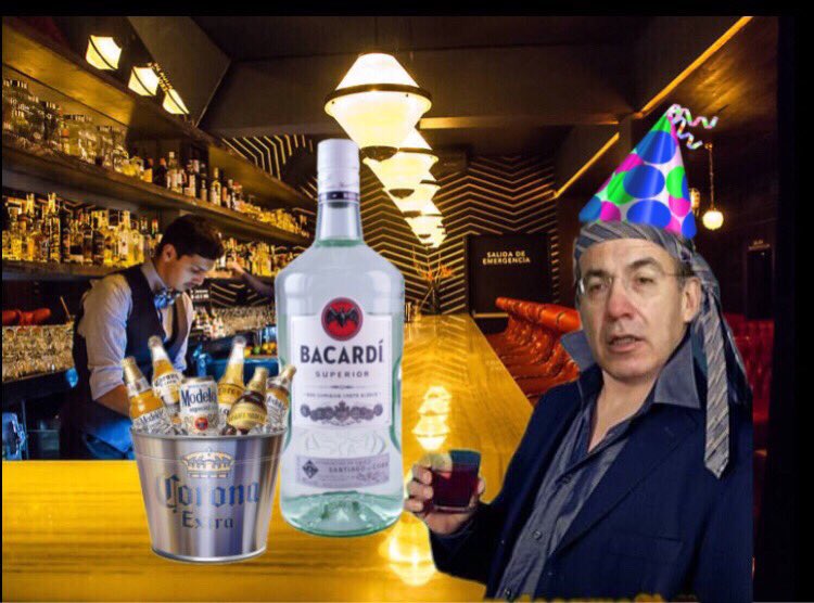Rakzo08 (@rakzocr) on Twitter photo Hoy por desgracia cumple años el expresidente más espurio de la historia: el briago <a href="/FelipeCalderon/">Felipe Calderón 🇲🇽🇺🇦</a>.
Miéntale la madre aquí abajo. 👇🏻 Hoy por desgracia cumple años el expresidente más espurio de la historia: el briago <a href="/FelipeCalderon/">Felipe Calderón 🇲🇽🇺🇦</a>.
Miéntale la madre aquí abajo. 👇🏻