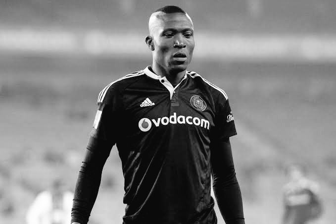 Heartfelt condolences to all <a href="/orlandopirates/">Orlando Pirates</a> supporters 🏴‍☠️ ♥️