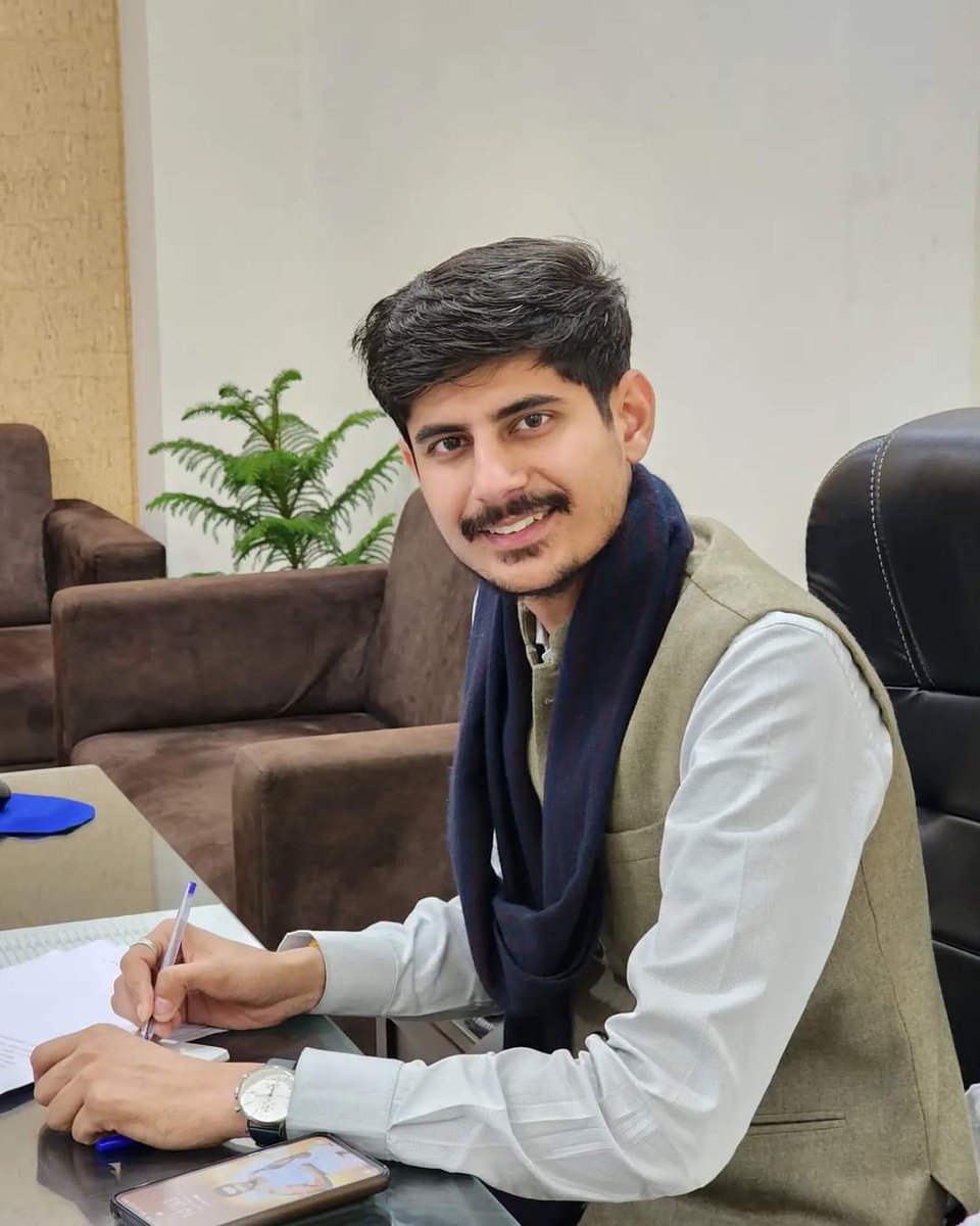 हमारे प्रिय भाई भारतीय जनता पार्टी राजस्थान सोशल मीडिया प्रभारी हर्ष जी को जन्म दिवस की हार्दिक शुभकामनाएं कल्याण महाराज की कृपा आप पर बनी रहे आप जीवन में उत्तरोत्तर प्रगति के पद पर अग्रसर रहे <a href="/BJP4Rajasthan/">BJP Rajasthan</a> <a href="/onlineharshit/">Harsh Sharma</a> <a href="/AnuragJangidJP/">Anurag Jangid</a>