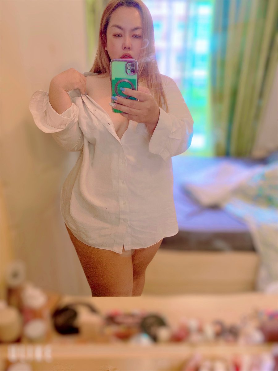 ถ้าโลกเสียงดังเกินไป 
ปิดแจ้งเตือน แล้วฟังหัวใจตัวเองก่อน🖤