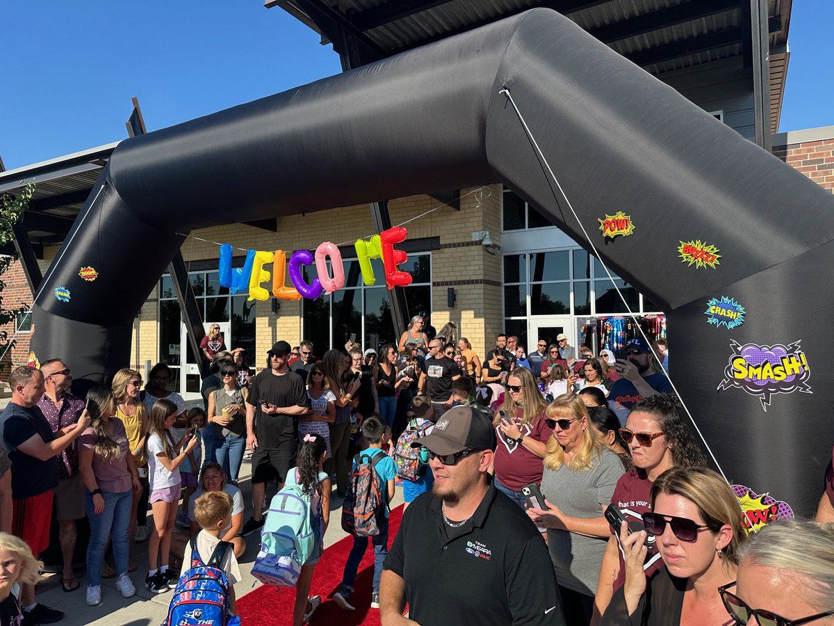 Grand View Elementary tweet media