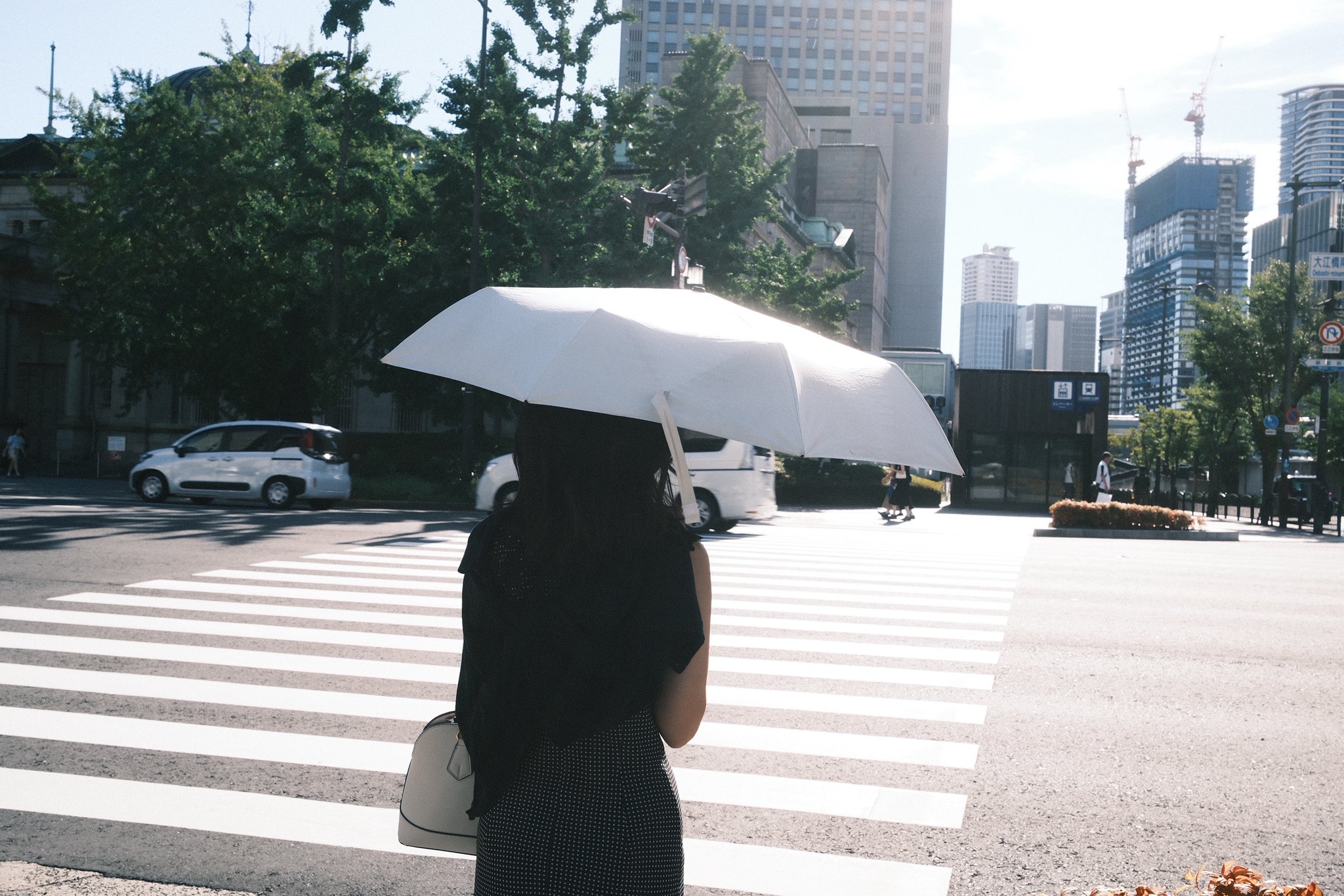 既視の街 既視の街: 渡辺兼人写真集 | 渡辺兼人 |本 | 通販 | Amazon