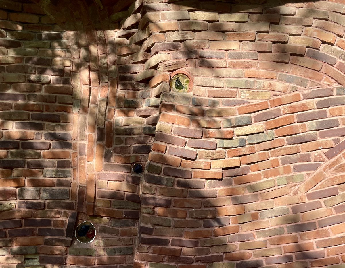 JoshLipnik's tweet image. The brick expressionist Unitarian Universalist Fellowship of Athens, OH