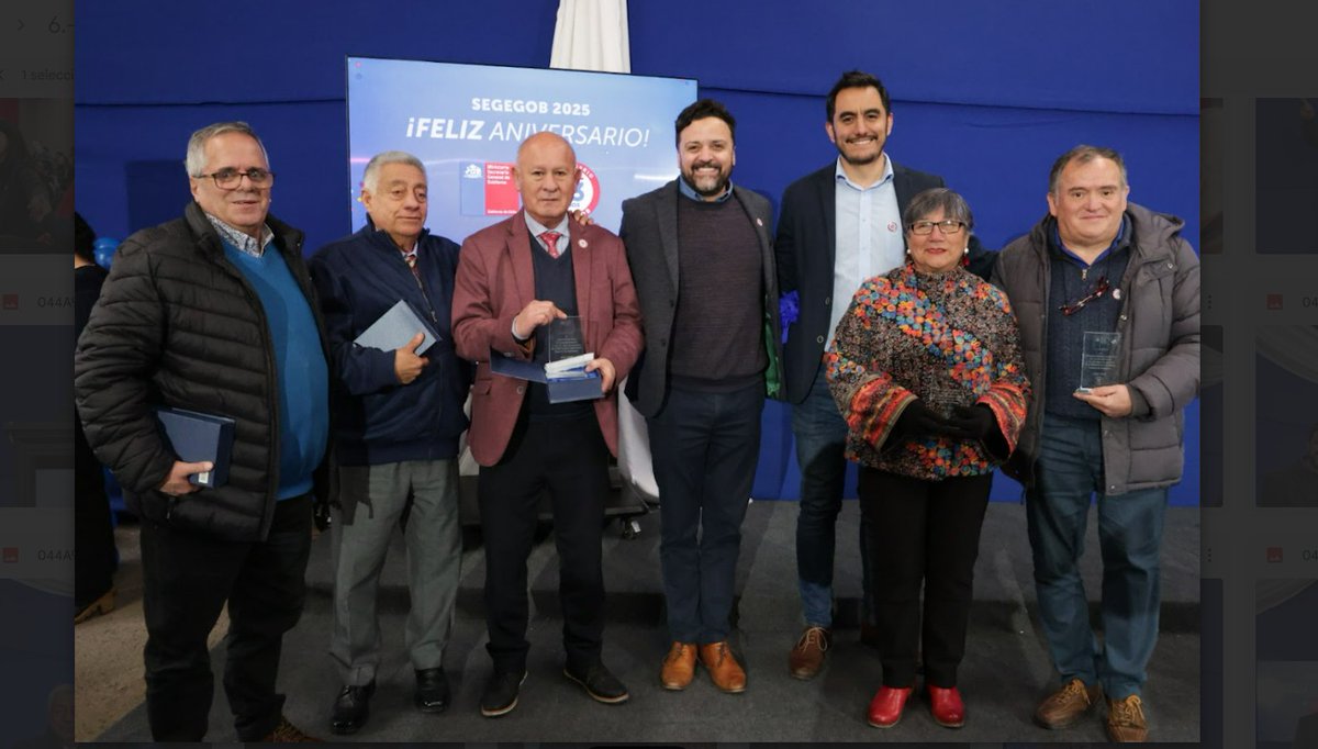 lolonsolmeme_'s tweet photo. Con mucha tristeza despedimos a don Héctor Saffie H., funcionario de la @voceriagobierno con más de 45 años de servicio, fundador y trabajador histórico de nuestra imprenta en la @dos_segegob. Mucha fuerza a su familia, amistades, y a toda la División en este difícil momento. https://t.co/6ZPaPFRt5z