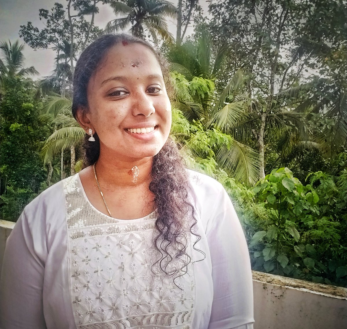 VsRevathy's tweet photo. 🥳 https://t.co/0UJWeFwnFS